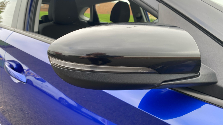 Hyundai i20 1.0T GDi 48V MHD SE Connect 5dr DCT Petrol Hatchback